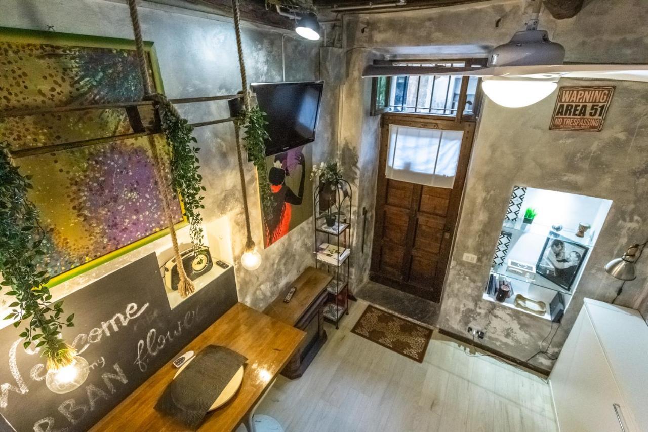 The Magic Hole Apartment Rome Exterior photo