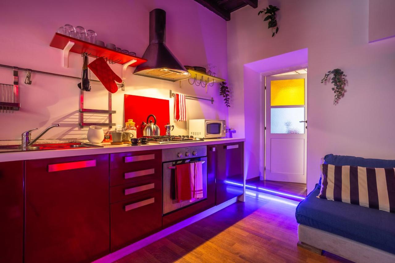 The Magic Hole Apartment Rome Exterior photo