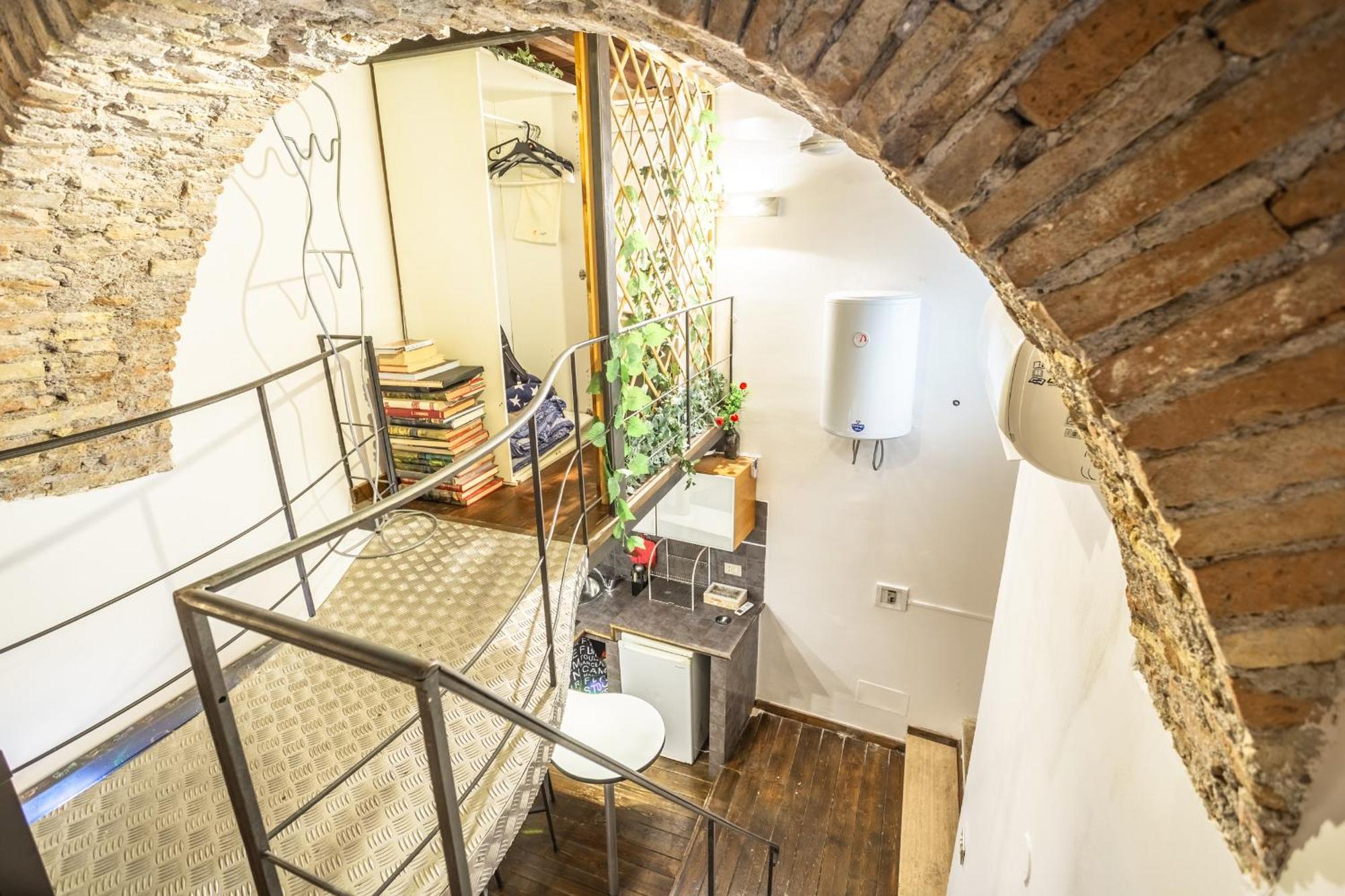 The Magic Hole Apartment Rome Exterior photo
